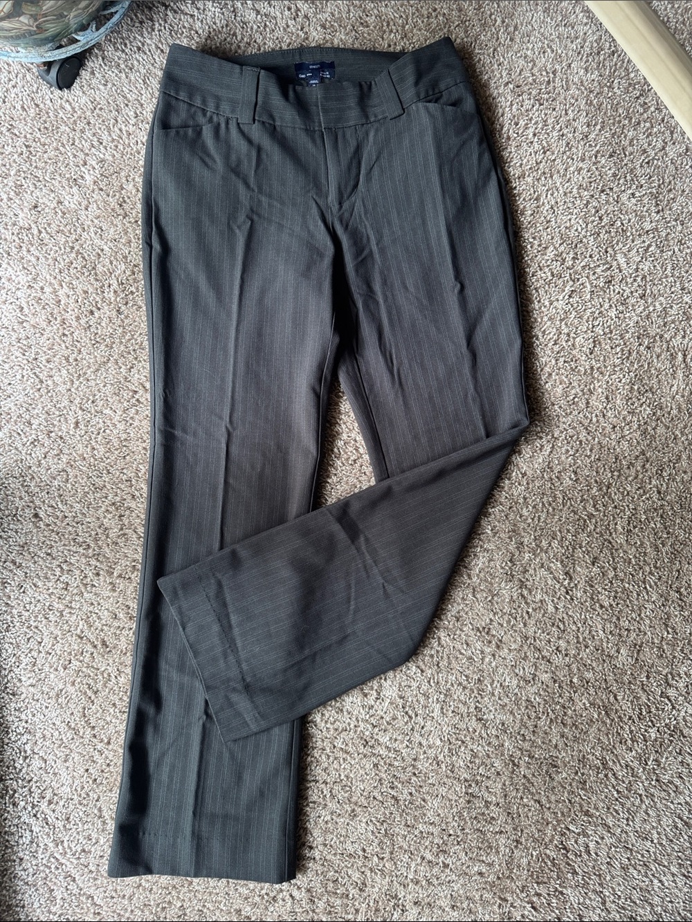 GAP STRETCH CURVY FIT FLARE LEG Gray Pinstripe Dress Pants
